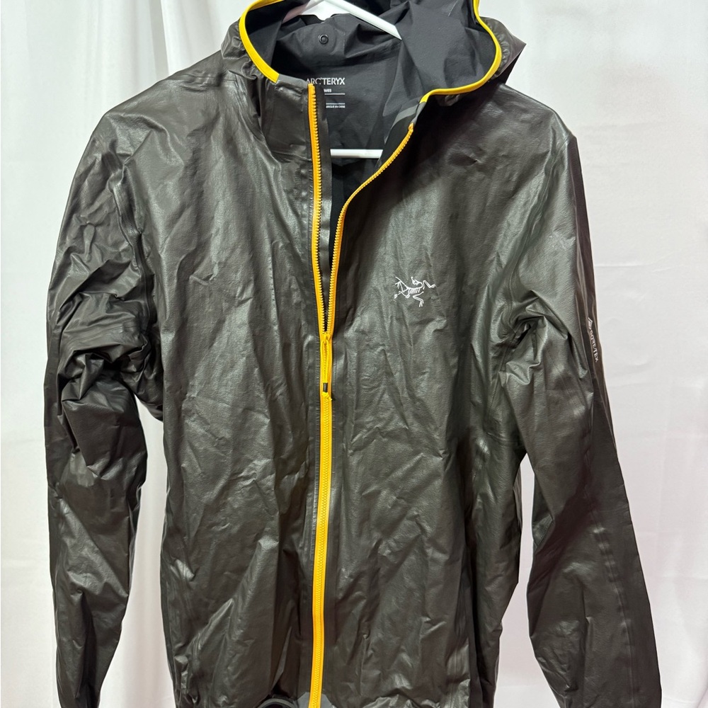 Arc'teryx Norvan SL Hoody Men’s (M) NEW*